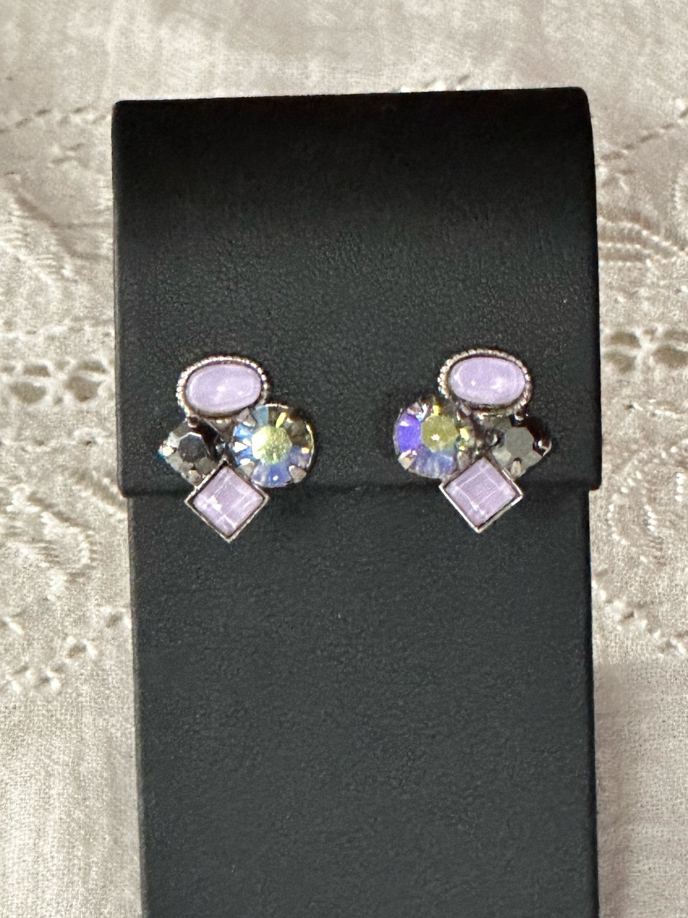 Sorrelli Lavender AB Crystal Cluster Stud Earrings ✨💜 Signed